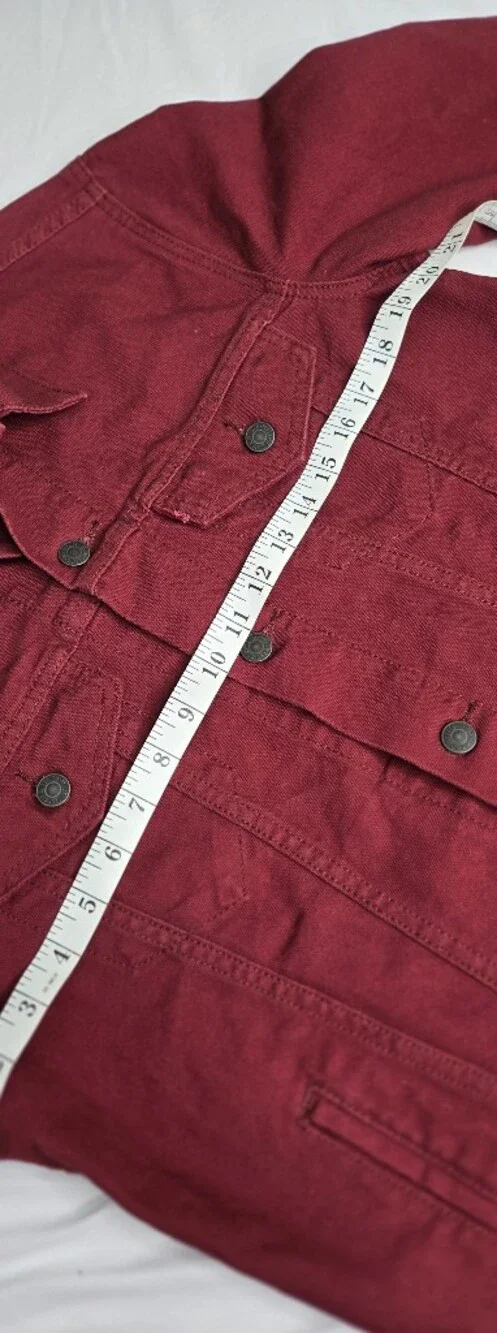 Levi’s Men’s Trucker Jacket Size M Burgundy Red Denim Canvas 72334-0438 2019
